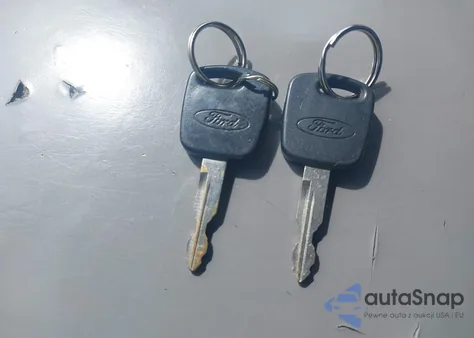 2003 Ford F-150 Lariat/Xlt z USA, uszkodzony, nr VIN 1FTRW08LX3KA83031